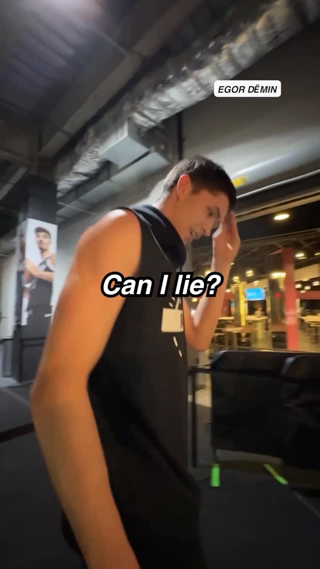 checkin in to see who the guys were looping the most this year 🎧

did you have the same top artist as anyone? ↓