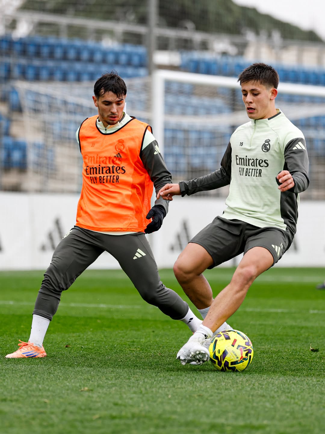 🟠 🤜🤛 🟢
#RMCity