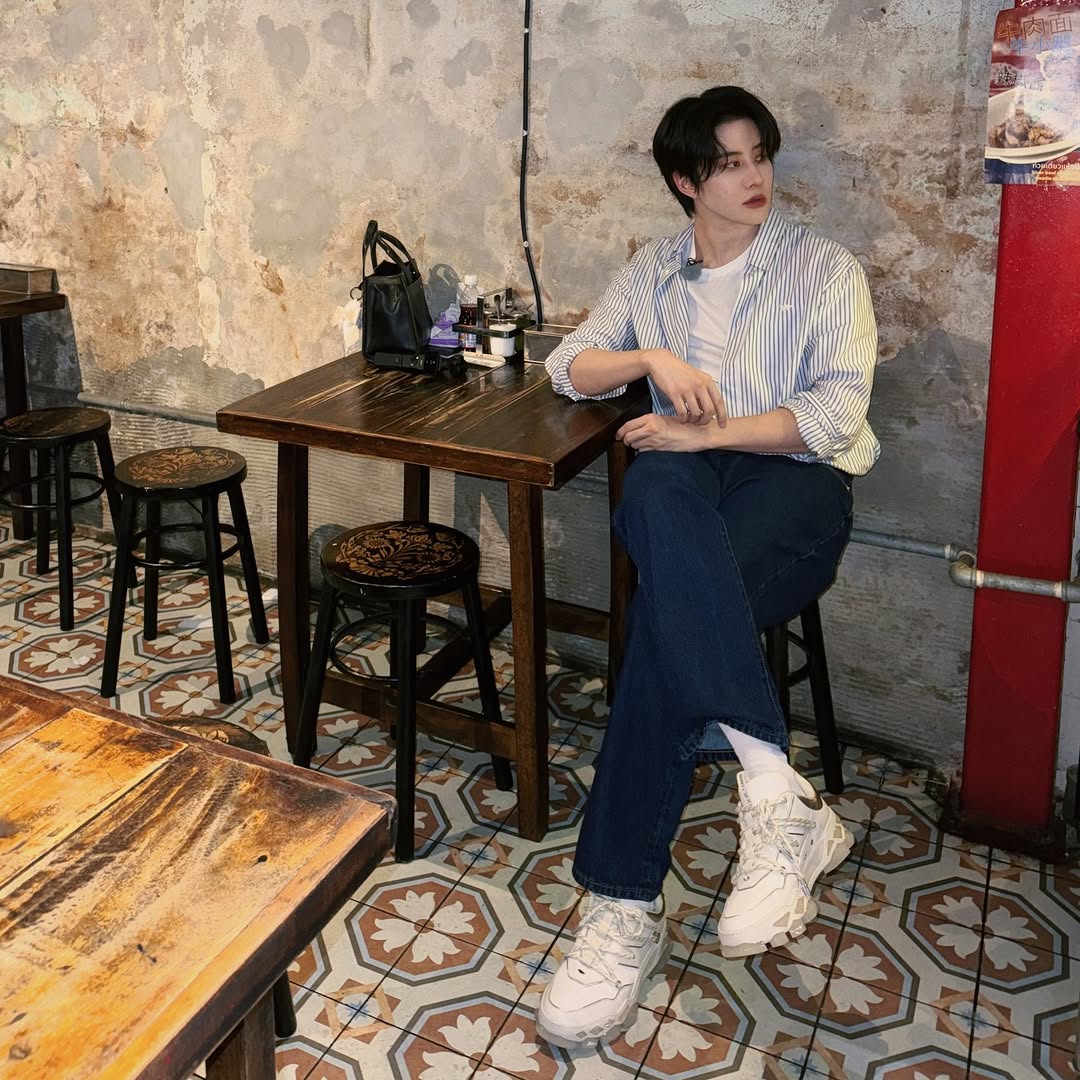 Lin Sui City Walk with Thai Sweet🏎️❤️
📸cr: MuMu
.
.
#mikeangelo #m1keangelo #speedandlove #iqiyi #thaisweet