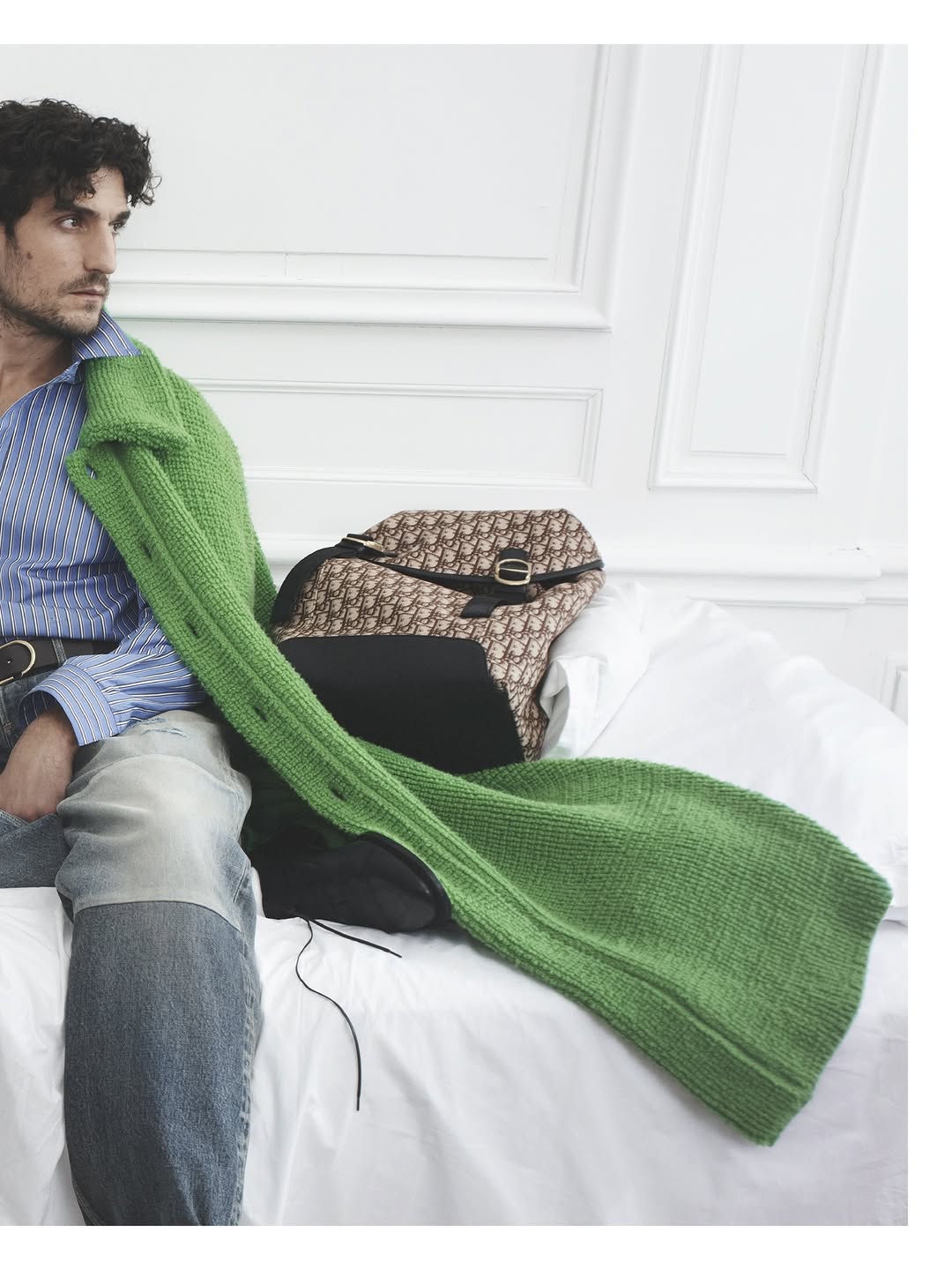 Dior Summer 2026 campaign featuring Louis Garrel

Discover the first chapter of Jonathan Anderson’s collections in stores and on Dior.com 

Creative direction Jonathan Anderson
Photography David Sims
Styling Benjamin Bruno
Director of photography Benoit Delhomme
Set design Poppy Bartlett
Manicurist Ama Quashie
Hairstylist Guido Palau and Brice Tchaga
Makeup Yadim Carranza