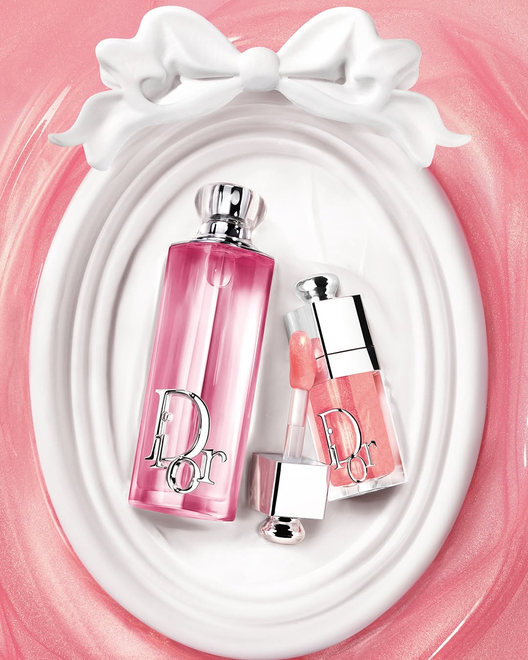 @Sooyaaa__’s go-to duo: irresistible scent and sparkly lips. Match your Dior Addict Rosy Glow Eau de Parfum to your Lip Glow Oil in shade 077 Rosy Candy for the ultimate it-girl harmony.

#DiorBeauty #DiorMakeup #DiorParfums
#DiorAddict