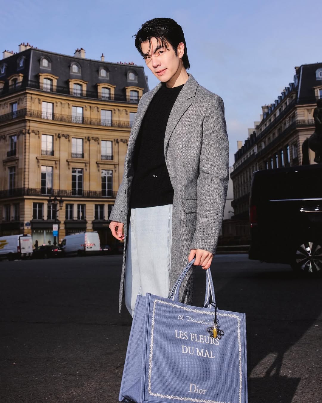 ,,, 🌬️,,,

@Dior
.
.
#DiorWinter26