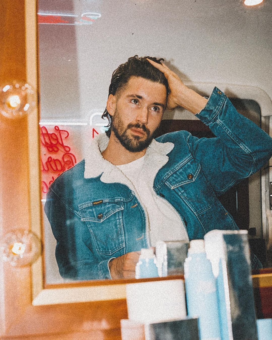 We’re launching @jeffsbarbershops in 30 minutes! this is dream come true. Thank you to every one of you for making this possible! Enjoy!!