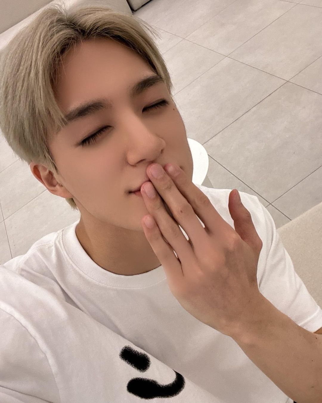 240523 JENO UPDATE😉🖐🏻
.
.
—
Follow @bubble.nct for bubble update
—
.
.

#nct #nctu #nct127 #nctdream #wayv #taeil #johnny #taeyong #yuta #kun #doyoung #ten #jaehyun #winwin #jungwoo #mark #xiaojun #hendery #renjun #jeno #haechan #jaemin #yangyang  #chenle #jisung
