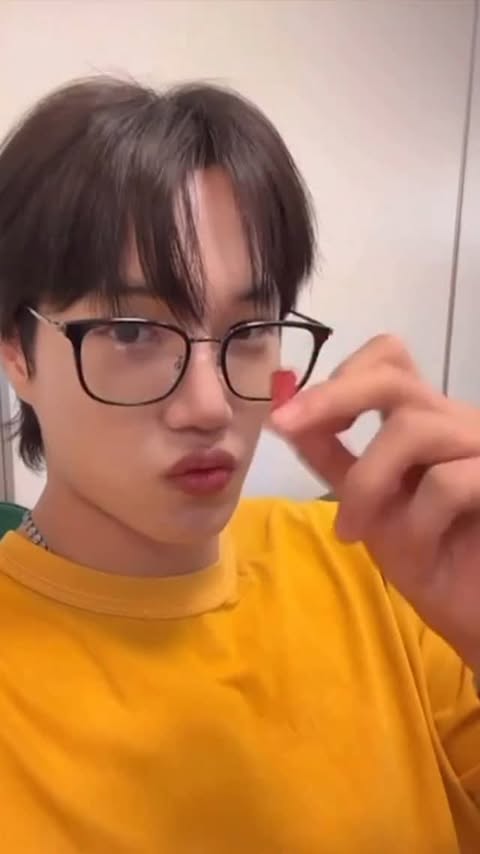 Waiting for the bean to drop 🫘
maybe I’ll catch it on stage at September 4th?

#KAION #ROSEMONT