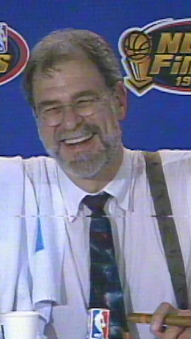 “That was beautiful... what a finish!” This moment between Phil Jackson & Michael Jordan after the @chicagobulls’ 6th title 🥹 Join us in celebrating Jackson’s 80th birthday!