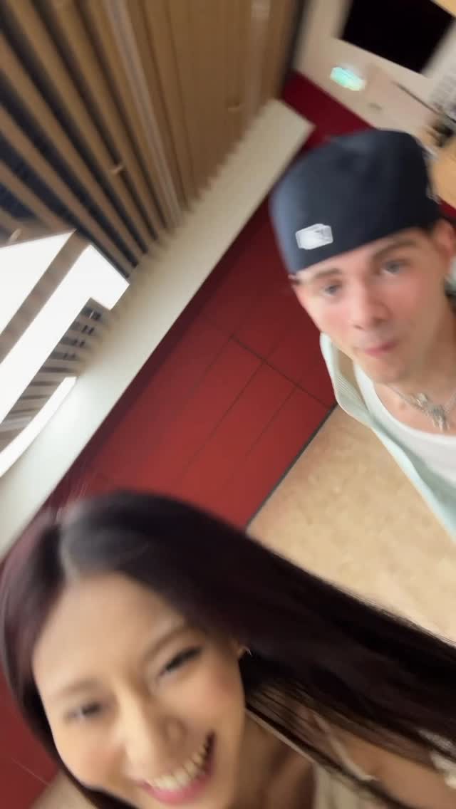 phone had other plans 😩 

‘Blink’ with @thinkaboutzu out now ★