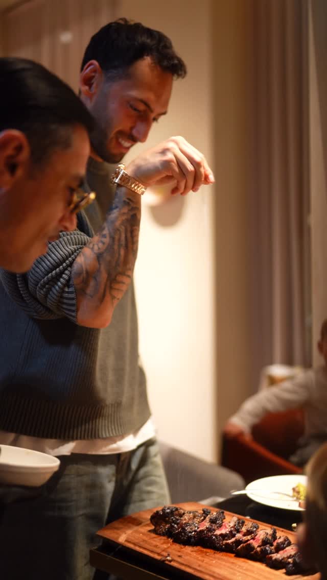 Kardeşim hem sahada hem masada 10 numara @hakancalhanoglu