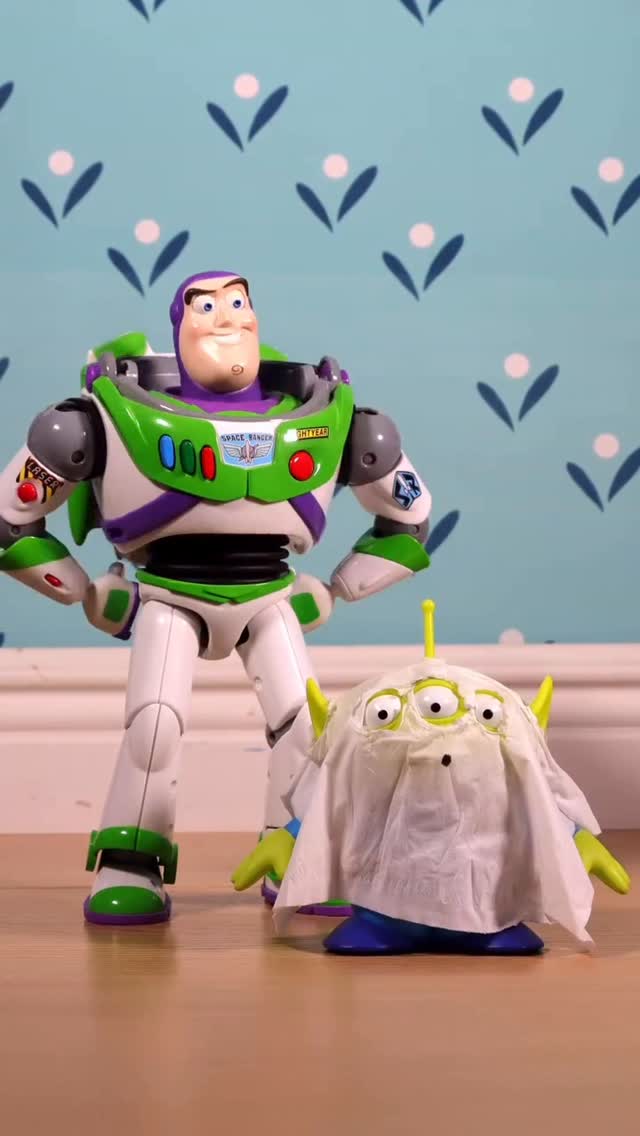 He has been chosen 👻

🎥 by @thepixarist
#ToyStory30