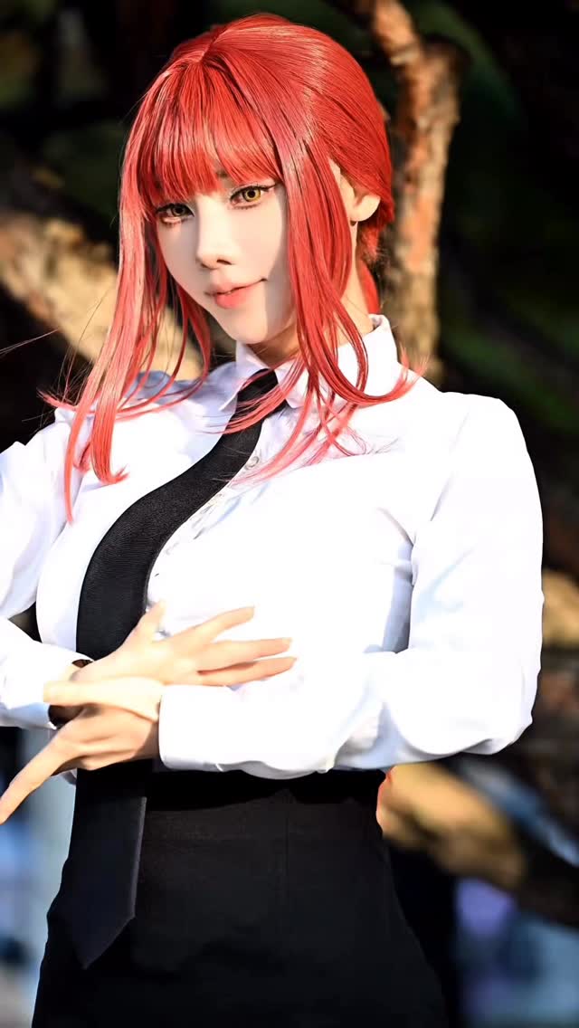 네 주인이 된다면 먹이는 꼬박꼬박 줄게  #chainsaw #cosplay #makima