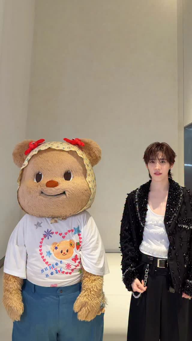 พี่พีพีขอเต้นกับน้องเนยด้วยนะ~ @butterbear.th 

#PPKritt #Butterbear #ด้อมน้องเนย