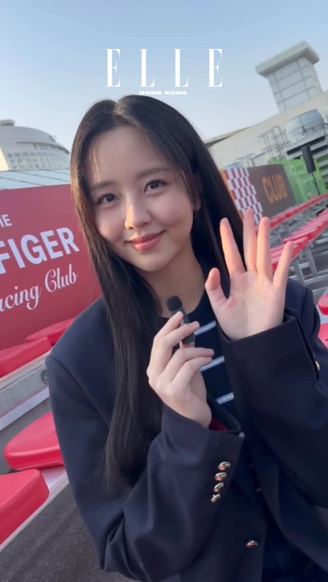 #金所炫 @wow_kimsohyun 驚喜現身@tommyhilfiger 在首爾舉辦的Tommy Hilfiger Racing Club活動， 一身校園風造型十分可愛青春，她更特意與ELLE的讀者們打招呼！

@wow_kimsohyun made a surprise appearance at @tommyhilfiger’s Tommy Hilfiger Racing Club event in Seoul. She looked adorable and youthful in her preppy outfit!

Follow us @ellehongkong #ELLEHK #ELLEFashion @tommyhilfiger #tommyhilfiger #kimsohyun #김소현 #타미힐피거 #editor_cc