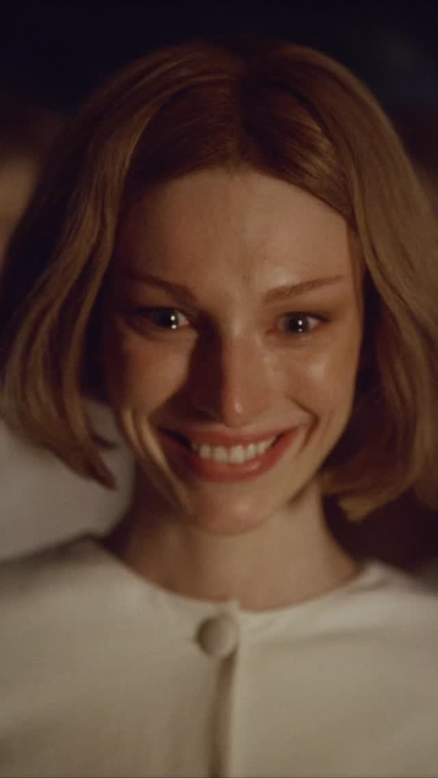 THE HUNT is a one-minute fever dream in an uncanny suburban town where reality transforms into a lurid nightmare of classic horror films.
⠀
Starring Hunter Schafer
Directed by Nadia Lee Cohen
⠀
2025 Fall Collection launching on gentlemonster.com and in stores worldwide:
US, Canada 11.06, 11AM (EST)
Korea, China, Japan, Singapore, Australia 11.07, 11AM (KST)
Other Regions 11.07, 11AM (GMT)