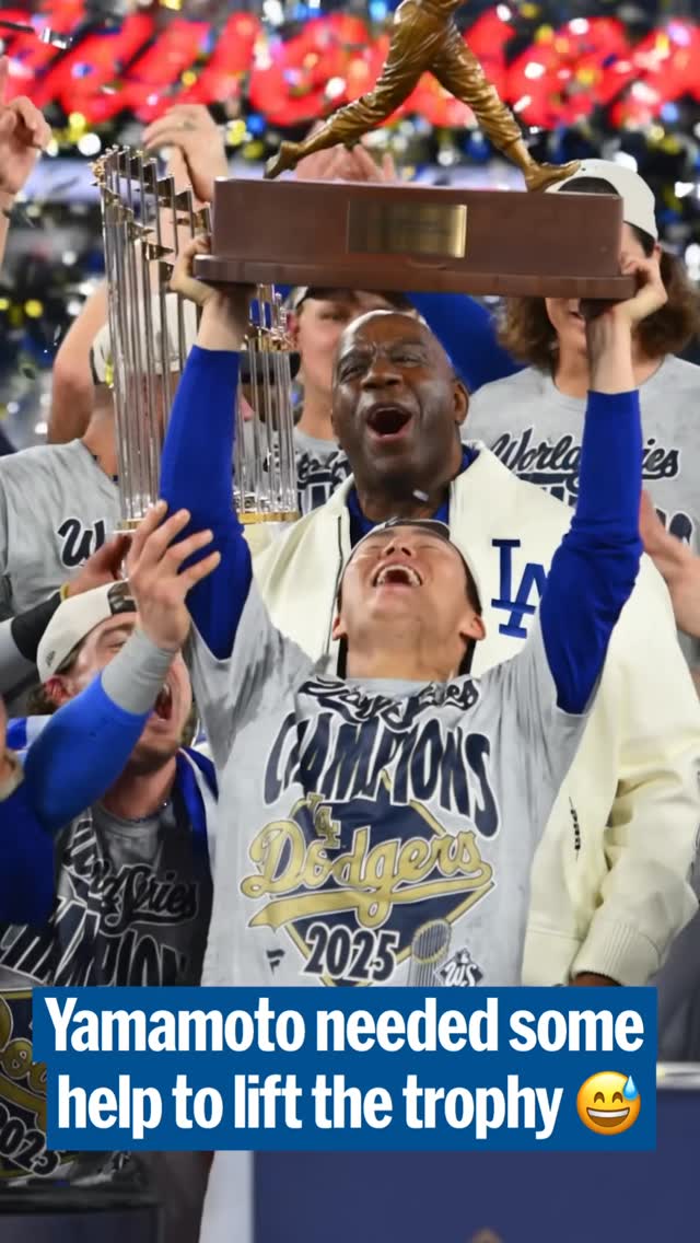 A truly incredible shot of Yoshinobu Yamamoto and his MVP trophy 😮