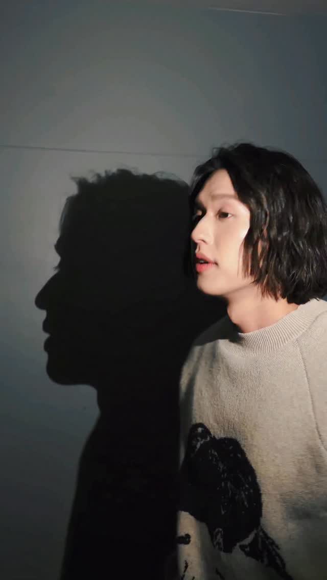 เงาเสียง Billkin 🔦🤣

Billkin - นับหนึ่ง (From now on)
Official MV & Streaming Platforms
: https://youtu.be/lqWP-nJF0kA
: https://billkin.lnk.to/fromnowon

#นับหนึ่ง
#BillkinEntertainment #Bbillkin