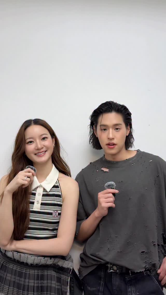 ระบบสุ่มโดยกำหนด ก็อยากร้องกับพี่อิ้งค์ 🎤😜 @inkwaruntorn 

Billkin - นับหนึ่ง (From now on)
Official MV & Streaming Platforms
: https://youtu.be/lqWP-nJF0kA
: https://billkin.lnk.to/fromnowon

#นับหนึ่ง
#BillkinEntertainment 
#Bbillkin #InkWaruntorn