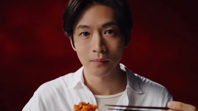 東海漬物『こくうまキムチ』の新CMに出演させていただきました！色んな食べ方、ぜひ試してみてください😊

#こくうまキムチ