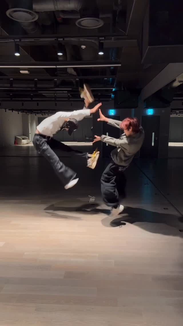 🫨🫨

#KASSHO #HYUNJUN 
#SMTR25