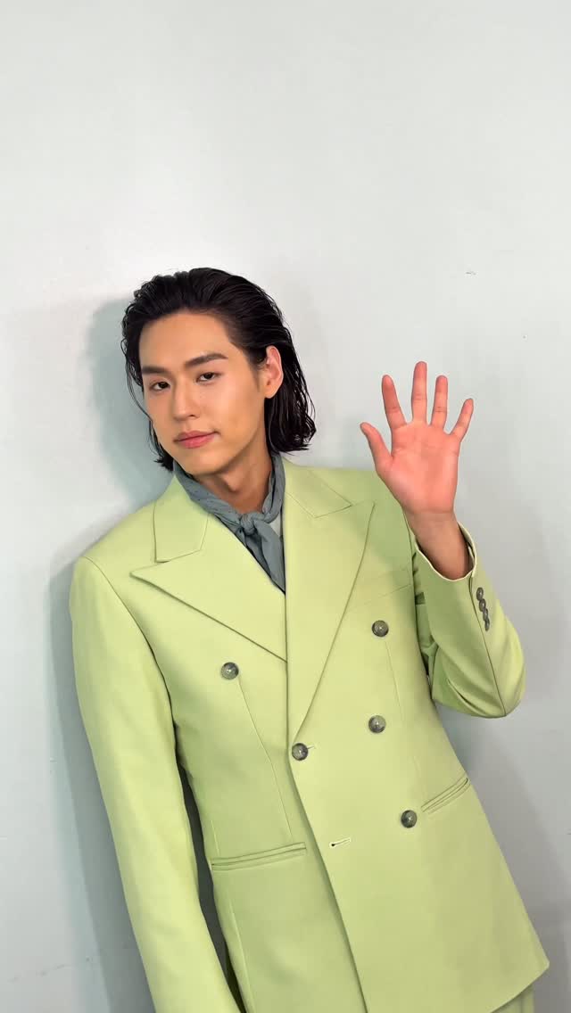 พี่ชาวี วันนี้ใส่สูท💚

#bbillkin #บิวกิ้นพุฒิพงศ์ #บิวกิ้นพีพี