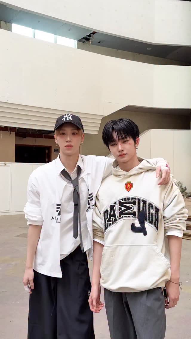 Turn up go slay-ay!✷

#ALPHADRIVEONE #ALD1
#알파드라이브원
#EUPHORIA #ALPHADRIVEONE_EUPHORIA