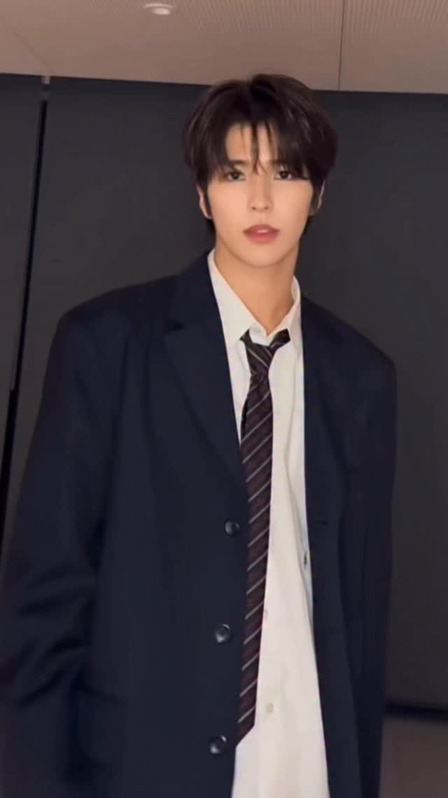 으르렁 Growl🩵

#SONGHA #SMTR25