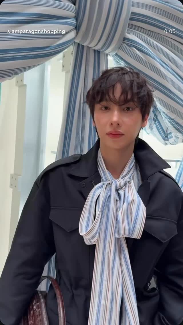 นางฟ้าตัวน้อยๆ วันนี้ลงมาเยือนภาคพื้นดินโลกมนุษย์ 😂🧚🏻🧚‍♀️

OFFGUN ACNE STUDIOS TH
#AcneStudiosxOffGun
#AcneStudiosLovesBangkok