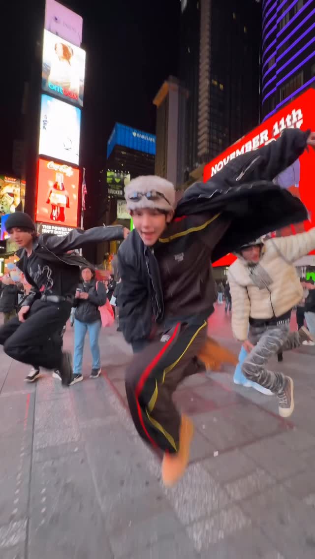 찍어놨지😉

#RIIZE #라이즈
#RISEandREALIZE
#Fame #RIIZE_Fame