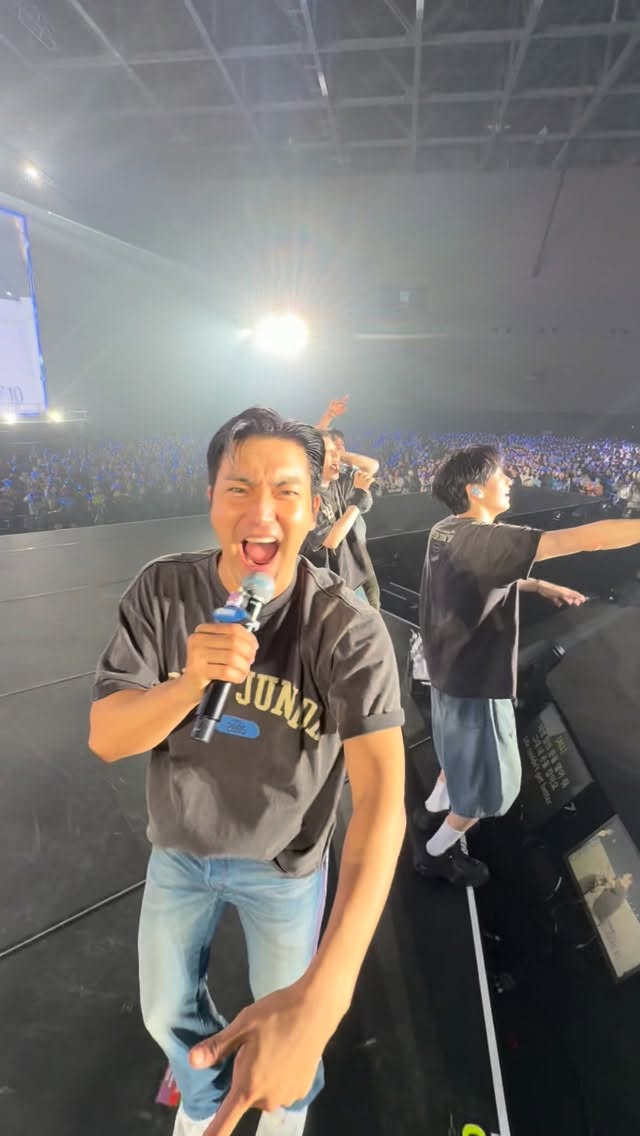 슈주 콘서트 오면 이 무대 볼 수 있음!! 💙 이 영상 아주 맘에듬!!