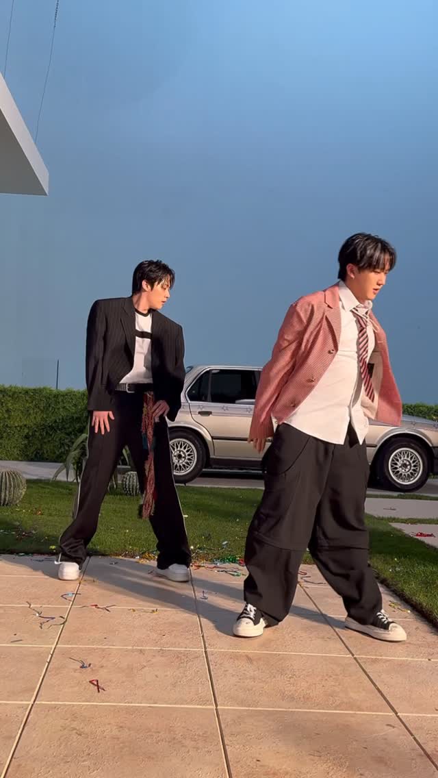 Leave it all behind🌀

#StrayKids #스트레이키즈 
#리노 #LeeKnow 
#창빈 #Changbin
#DO_IT
#SKZ_IT_TAPE
#Do_It
#신선놀음 #DIVINE
#StrayKidsComeback
#YouMakeStrayKidsStay