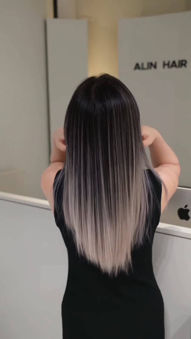 • B A L A Y A G E •
Đã balayage rồi còn blonde nữa thì bao xài quanh năm luôn nha mấy người đẹp 

________________________
𝐀𝐋𝐈𝐍 | 𝐓𝐡𝐞 𝐇𝐚𝐢𝐫 𝐂𝐨𝐧𝐜𝐞𝐩𝐭 
☎️ 0925282555 / 0982004104 
📍 84 Nguyễn Văn Tuyết, Đống Đa, HN.
⏰ 9 AM - 7:30 PM