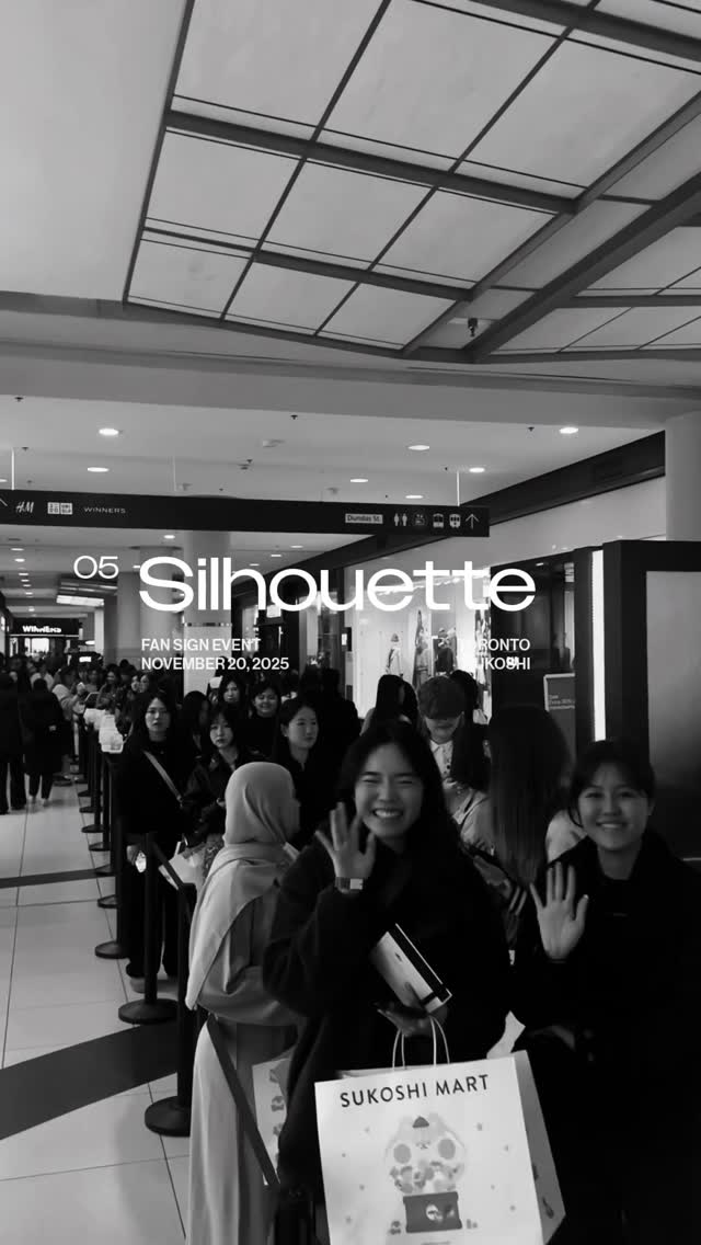 Silhouette Fan Sign
05 Toronto

Short stay but great fun in Toronto! And that’s 5/5 of the North American leg of Silhouette fan sign stops 🫡

#MarkTuan #Silhouette #SunsetsansCigarettes