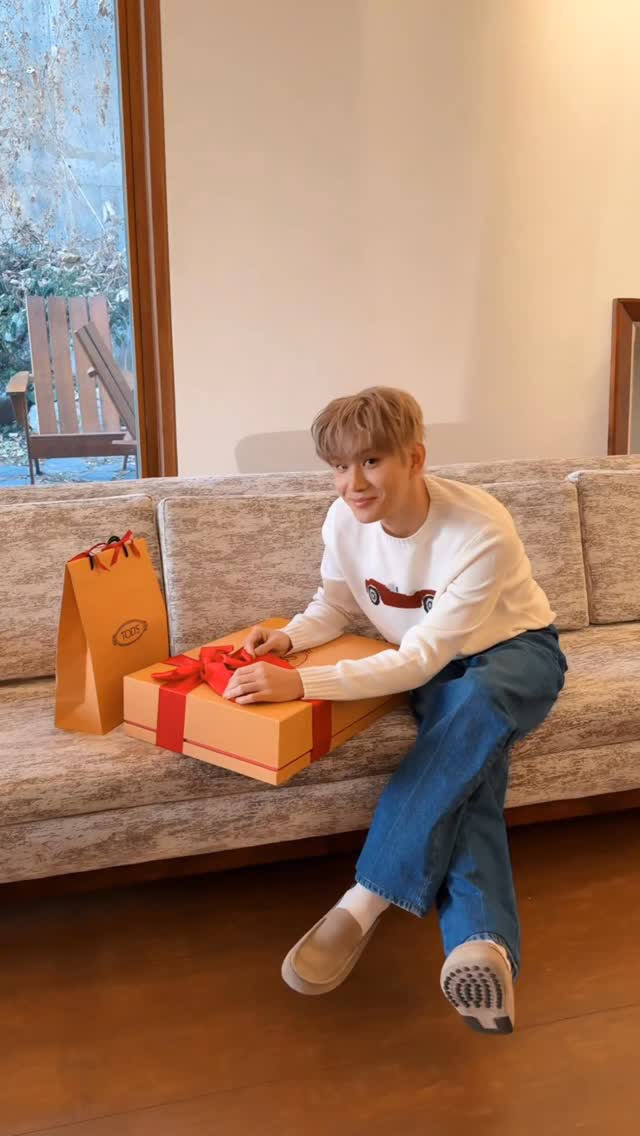 #토즈 #tods @tods 
#todsholidays 🎁🎅🧡