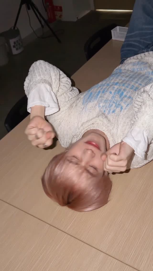 AY MI GATITO ❤️‍🔥

OX:N JAPAN 1st SINGLE ALBUM [SWAY] EVENT IN TOKYO

RELEASE EVENT
📅 12/9(수)-12/11(목)
🔗 https://ti-ma.jp/shop/event.php?ev_id=1759400222

LIVE #FCLIVE_TOKYO_HALL
🗓 12/6(토), 12/7(일)
🔗 https://ti-ma.jp/shop/event.php?ev_id=1759560642

FAN-CON #TIAT_SKY_HALL
🗓 12/13(토) 14:00/18:00
🔗 https://ti-ma.jp/shop/event.php?ev_id=1759294985

#OMEGA_X #오메가엑스 #OX_N #오엑스엔 #SWAY #XEN #젠 #YECHAN #예찬