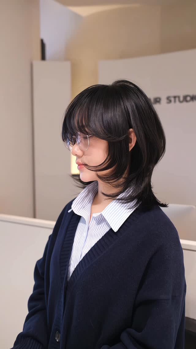 Work is love ❤️

________________________
𝐀𝐋𝐈𝐍 | 𝐓𝐡𝐞 𝐇𝐚𝐢𝐫 𝐂𝐨𝐧𝐜𝐞𝐩𝐭 
☎️ 0925282555 / 0982004104 
📍 84 Nguyễn Văn Tuyết, Đống Đa, HN.
⏰ 9 AM - 7:30 PM