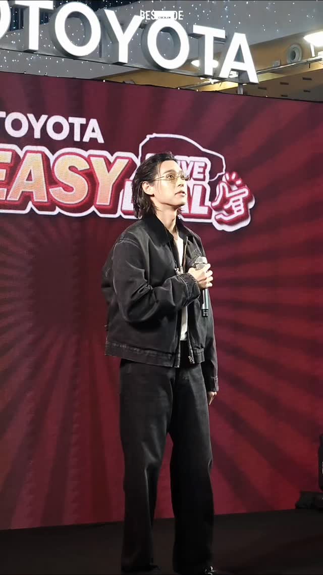 อยากจะเคาะ ก๊อกก๊อก ประตูห้องหัวใจ 🚪💖

[ Song ] : รักแรกพบ (Knock Knock)
[ EVENT ] : TOYOTA EASY DRIVE EASY DEAL 🚗

BILLKIN DRIVE TOYOTA IN CHIANG MAI 
#EasyDriveEasyDealxBillkin 
#Bbillkin #บิวกิ้น 
#Besidebillkin