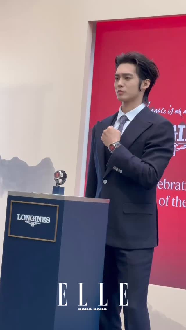 適逢2026馬年， @longines 浪琴錶於沙田馬場舉行「浪琴香港國際賽事」及「Longines Master Collection 馬年生肖特別版」新錶發佈會。除了新錶，品牌隆重宣佈任命中國演員兼騎射運動員#于適 @yosh1816 擔任品牌全新優雅形象大使！

👉🏻follow us @ellehongkong #ellefashion @longines #Longines