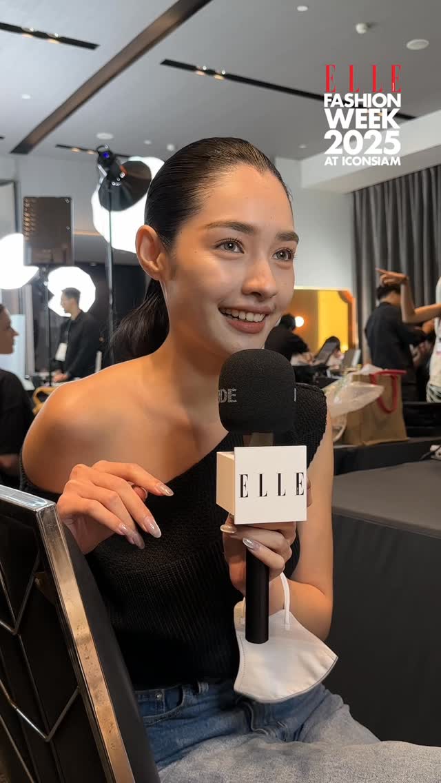 #ELLEExclusive “อยากเดินแบบกับเพลงอะไร?” มาฟังคำตอบจากสามสาว มิ้นท์ รัญชน์รวี @mintranch จิงจิง ปริยพิชญ์ @jingjingyu36 และ หลิน มชณต @linnmashannoad ว่าพวกเธอจะเลือกเพลงอะไรที่อยากเดินแบบด้วยมากที่สุด! 

#ELLEThailand
#EFW2025 
#SeeYouAtTheTent 
#EFW25ATICONSIAM