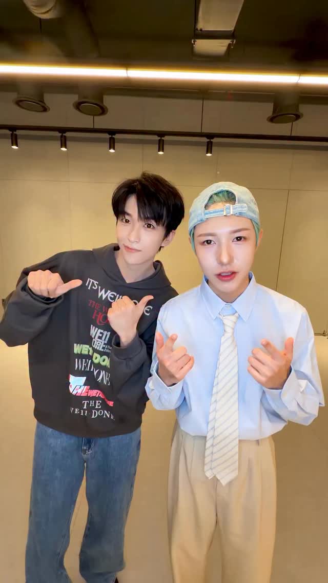 Beat It Up with #LarsHuang

#RENJUN 
#NCTDREAM #BeatItUp
#NCTDREAM_BeatItUp