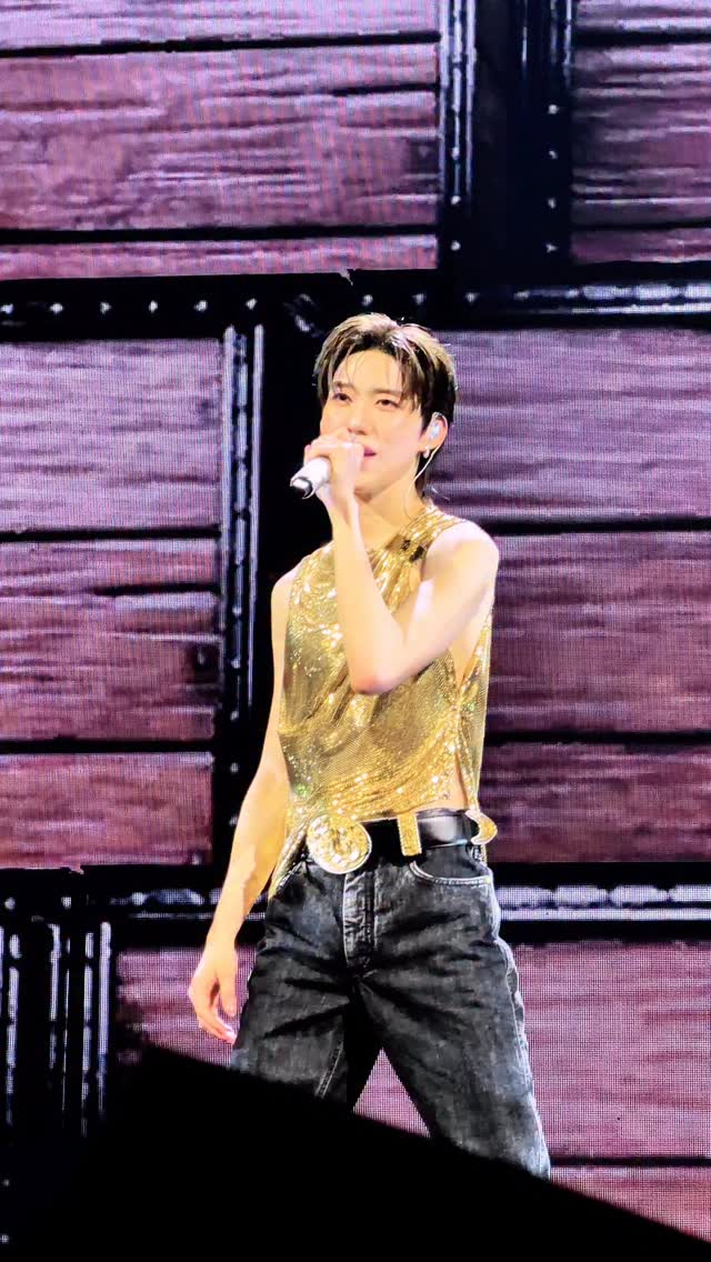 ยิ่งดุแบบนี้ จะชอบไหม 🫣✨

#PPKritMyPleasureConcertAfterglow
#PPKritMyPleasureConcert 
#PPKritt