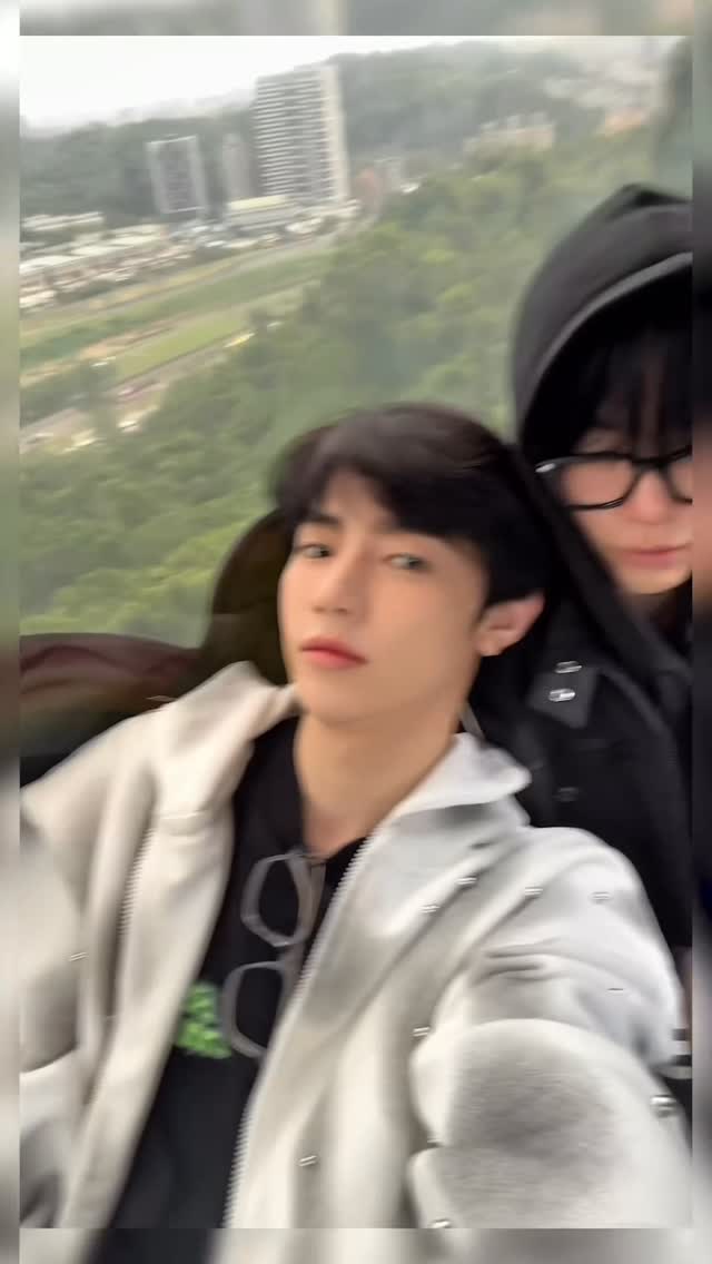 환승연애 보다가 갑자기 생각나서 간 동물원 VLOG 🐼

#ZEROBASEONE #ZB1 #제로베이스원 
#ZHANGHAO #장하오