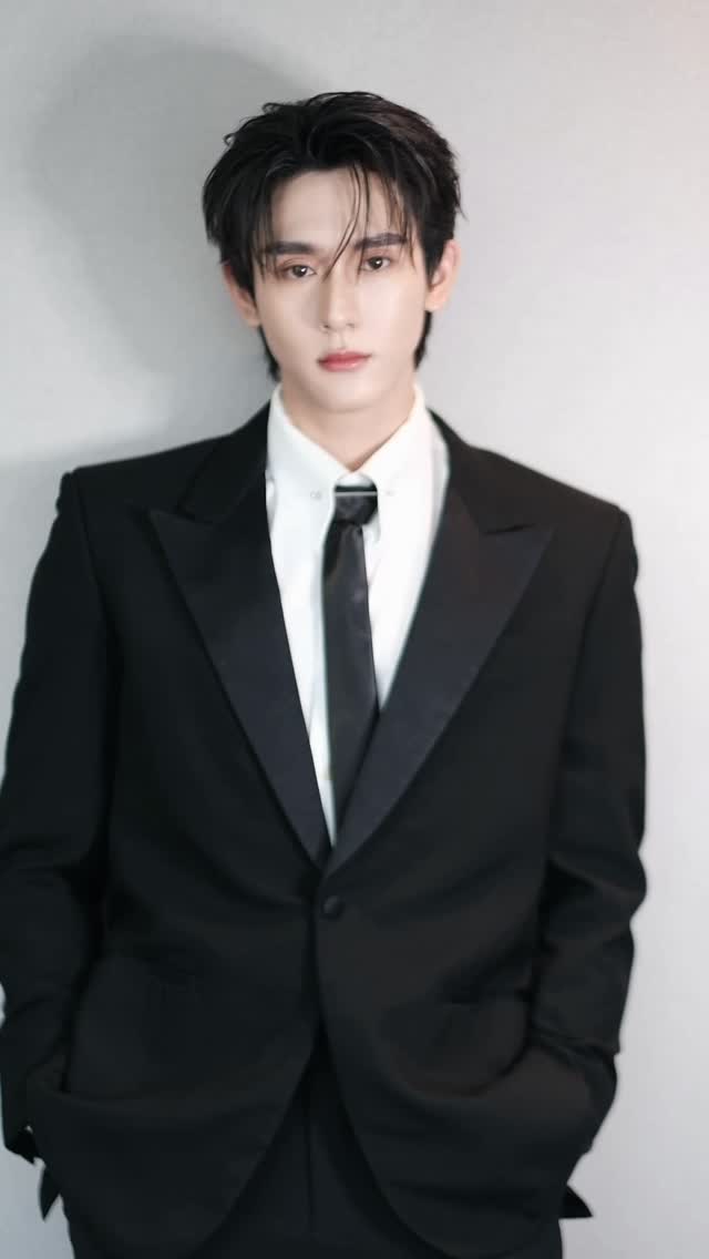 #GmmTVxTpda2025 ⭐️ hair by @lodestar.hairj styling by @new_jedsada #bookkasidet ⭐️