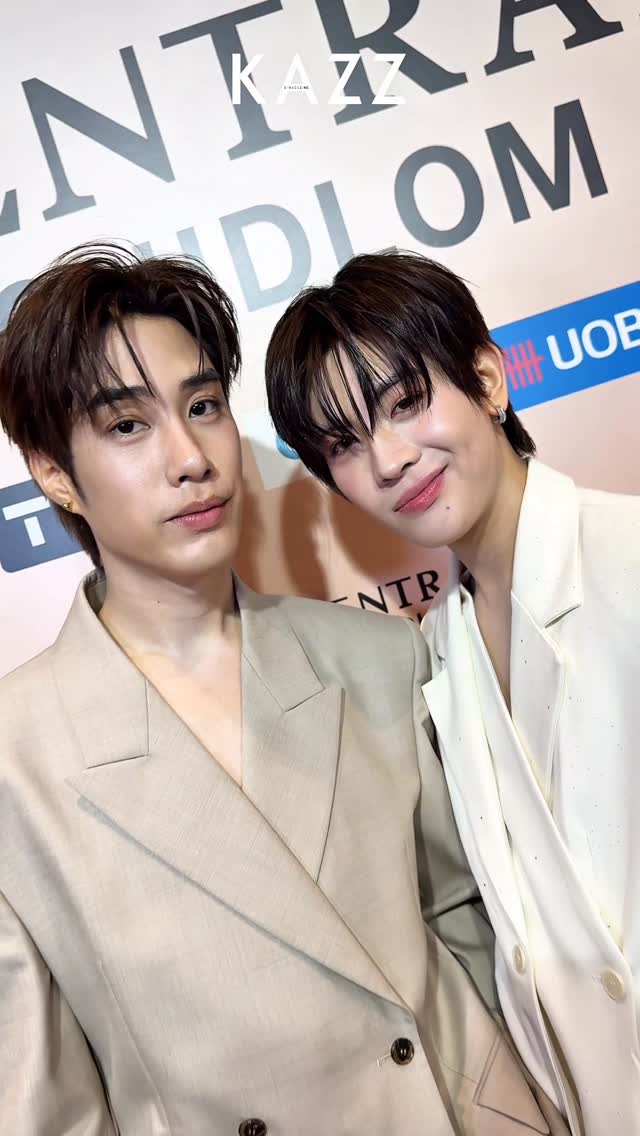 พบหนุ่มหล่อที่เซ็นทรัลชิดลม 2 อัตรา! 👀

พูดคุยกับ 2 หนุ่ม 'เติ้ล - เฟิร์สวัน' ในงาน “Central Chidlom: Every Moment With You” งานนี้มีใครง้อใครสำเร็จบ้างไหมนะ? 😂

EVERY MOMENT WITH TFO
#CentralchidlomxTleFirstone 
#TleFisrtone #เติ้ลเฟิร์สวัน
#CentralChidlom 
#KAZZMAGAZINE