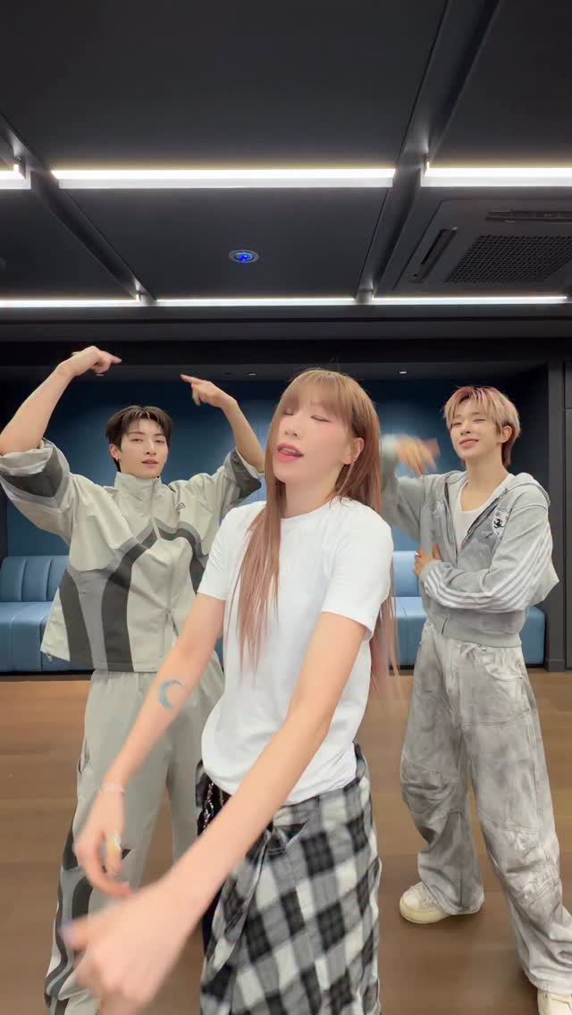 #바다 님과 Thumpa thumpa thump 🥊
@badalee__ 

#NEXZ #TOMOYA YU 
Beat_Boxer NEXZ_Beat_Boxer 
Beat_Boxer_Challenge