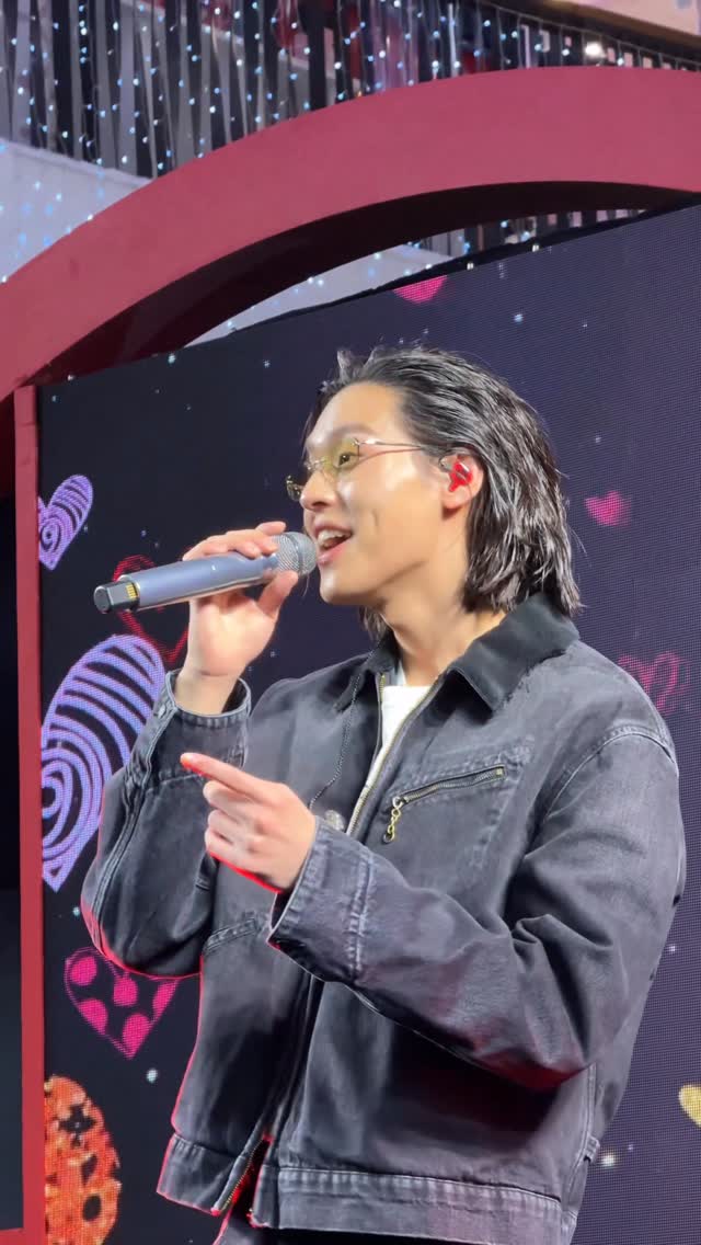 เมาลักยิ้มมาก🥹🤏🏻

#bbillkin #บิวกิ้นพุฒิพงศ์ #บิวกิ้นพีพี