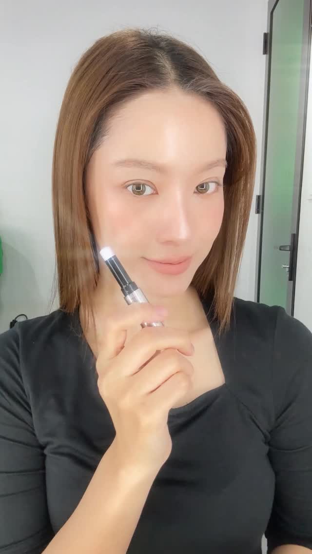 🪐Time Phoria Jelly Eyeshadow Stick แต้มเดียวจบ ตาเป๊ะทั้งวันกับ 3 สี สุดปังที่นํ้าตาลชอบที่สุด 001 MOONSHELL , 006 TOPAZ , 009 DIAMOND บอกเลยว่าเลิฟสุดๆ💖👁️

#timephoriath