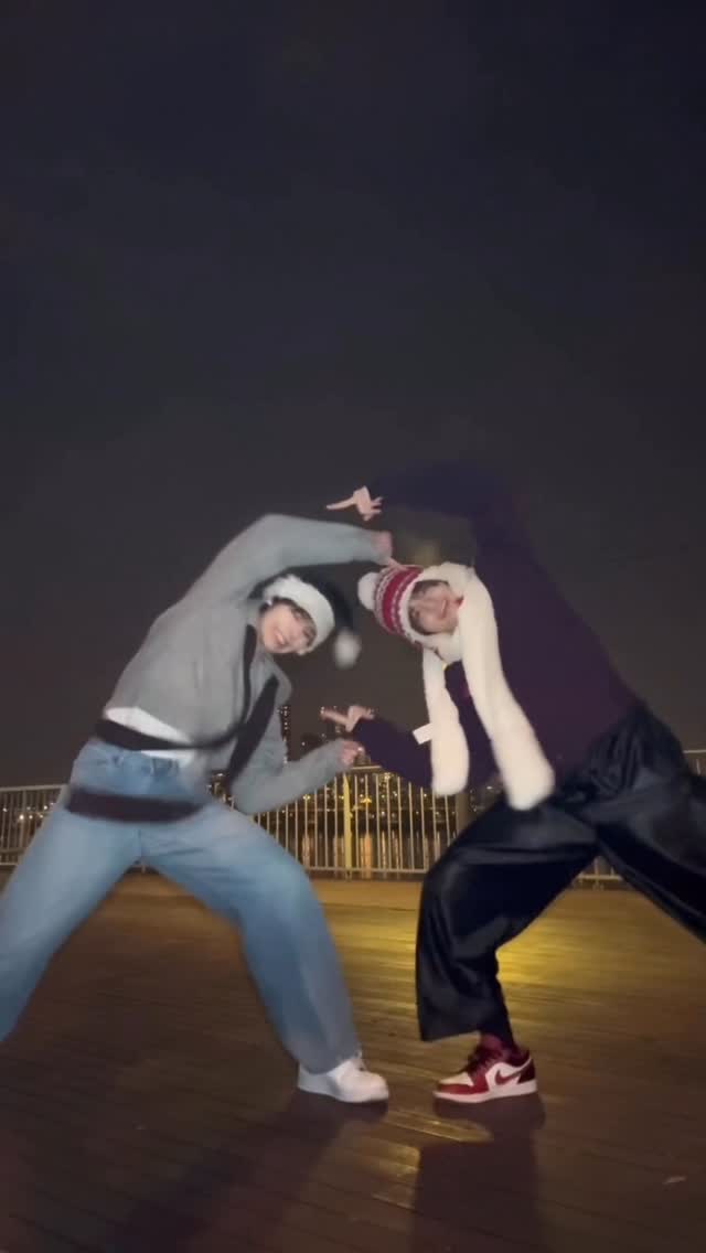 손 꼽아 기다리던🎄

#JUSTIN #HARUTA
#SMTR25