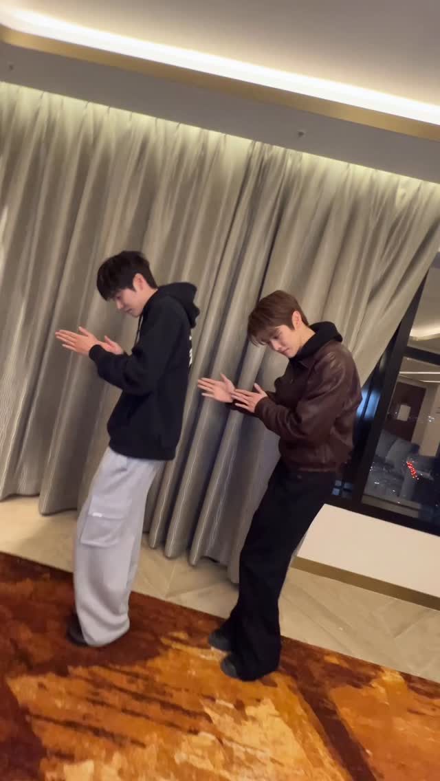 너도 예쁜 나이 25살⋆ ˚｡⋆ ྀི 

#RIIZE
#EUNSEOK #SUNGCHAN #WONBIN
#RISEandREALIZE