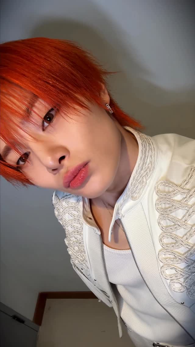 여우 털갈이🦊🍊🍞 #StrayKids #스트레이키즈 #아이엔 #I_N #YouMakeStrayKidsStay