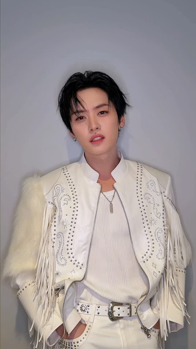 형이 잘할게 #StrayKids #스트레이키즈 #리노 #LeeKnow #YouMakeStrayKidsStay