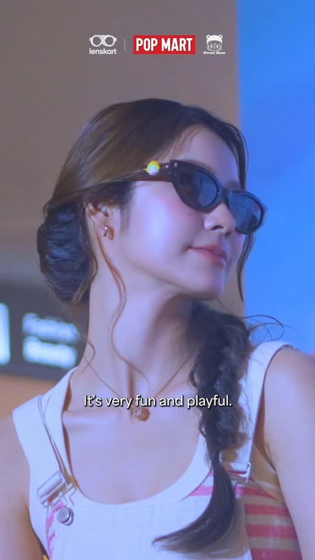 @Lenskartsg eyewear collab with POP MART is sooo cute, and you can buy them in both Singapore and Thailand @lenskartth! Available at all Lenskart stores in sunglass and eyeglass frames. Thank you for having me at the launch and meeting my lovely fans ❤️

#LenskartSG #NamtanTipnaree #LenskartxPOPMART #LenskartxSweetBean #SG_Lenskart